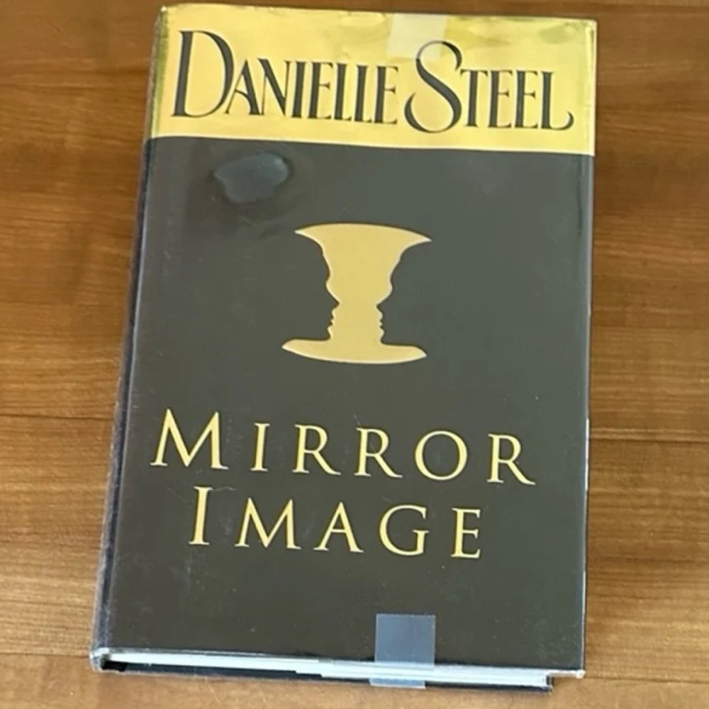 2/$10 Danielle Steel 'Mirror Image' Hardcover Book